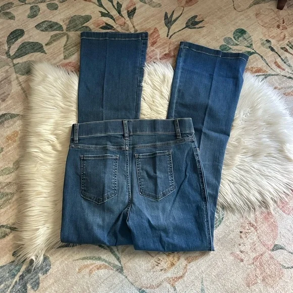 SPANX Wear Everywhere Pull On Flare Pant - Picture 5 of 5